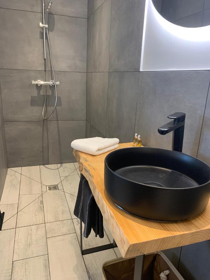 La Glycine B&B Sainte-Colombe  Zewnętrze zdjęcie