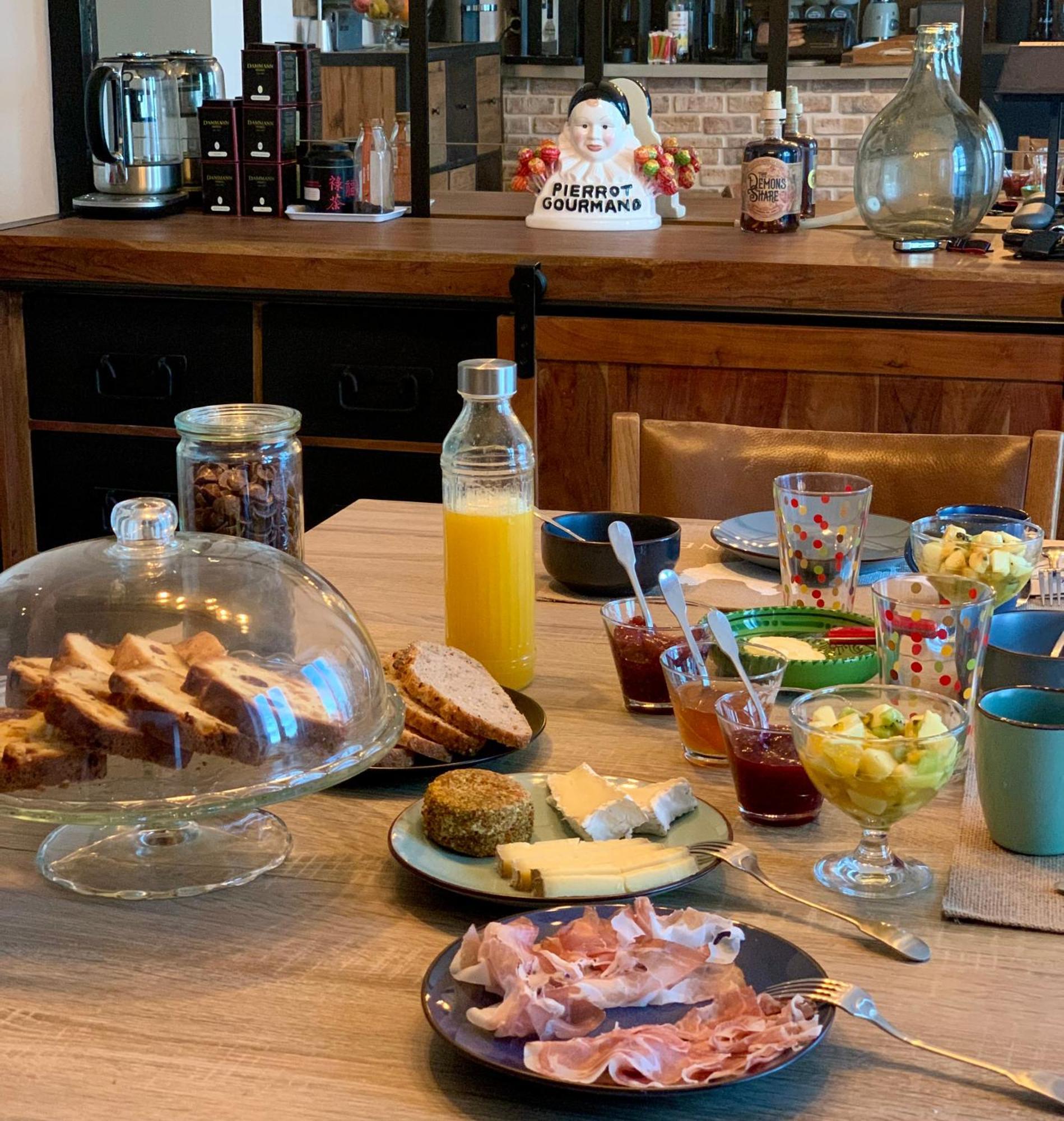La Glycine B&B Sainte-Colombe  Zewnętrze zdjęcie